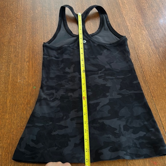 Lululemon tank - Picture 4 of 4